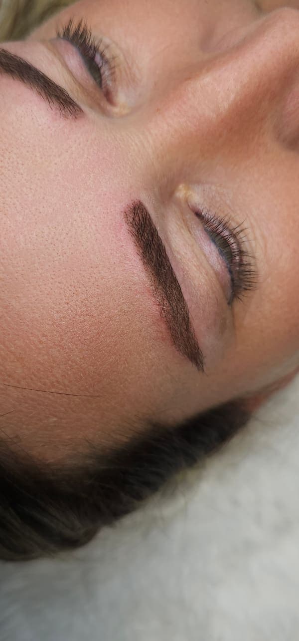 Sourcils